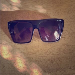 Trendy oversized shades